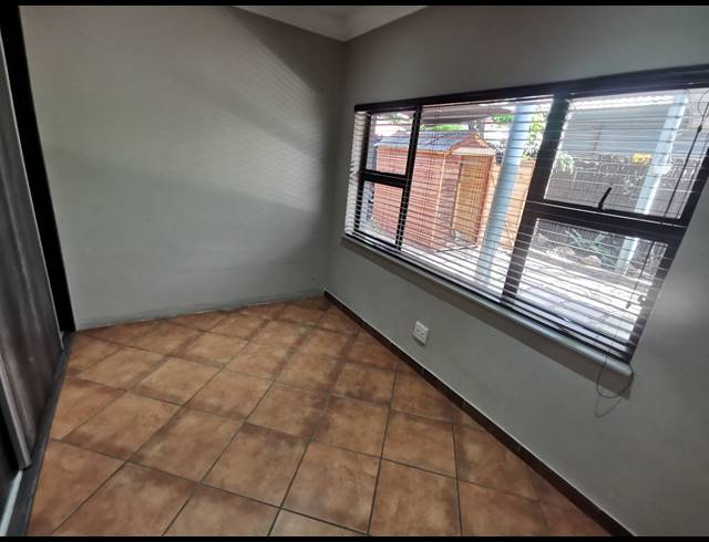 190M² OFFICE TO LET IN BEYERS PARK